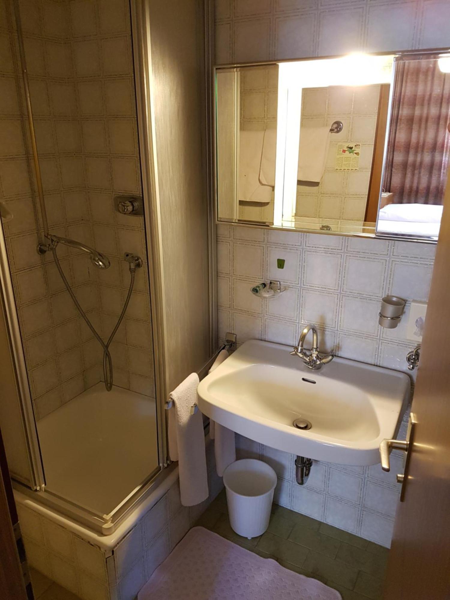 Hotel Garni Doris Кастелрото Стая снимка